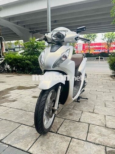 Dư dùng cần bán xe vision đi cực ít