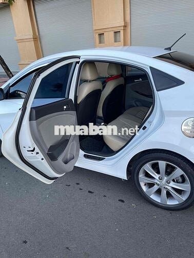 Hyundai Accent 2016 1.4 MT nhập Hàn nguyên chiếc