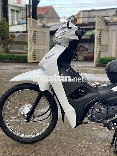 Wave 2024 đi 4 ngàn  chính chủ kí giấy