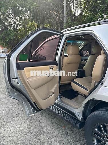 Toyota Fortuner 2016 2.5G 4x2 - 179365 km