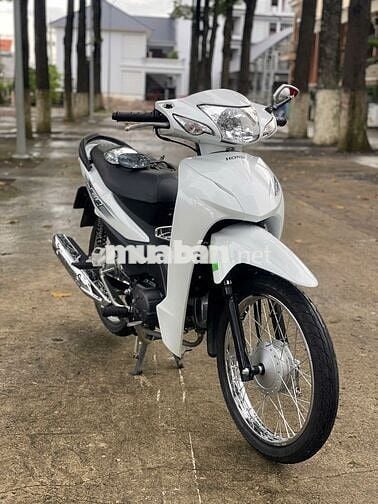 Wave 2024 đi 4 ngàn  chính chủ kí giấy