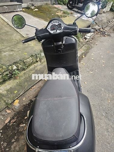Piaggio GTS 125 Super 2016 -  Xám - BSTP