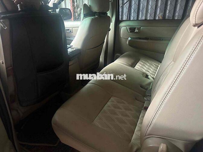 Bán Fortuner Máy Dầu Số Sàn 2011 Cực Đẹp. Giá Tốt