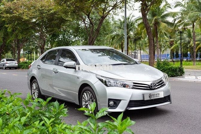 Toyota Corolla Altis 2015 1.8G AT - 90000 km