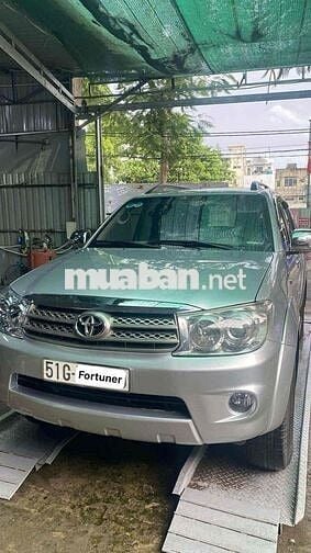 Bán Fortuner Máy Dầu Số Sàn 2011 Cực Đẹp. Giá Tốt