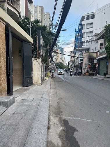 Cho thuê mặt bằng kinh doanh hoặc văn phòng 60m2 giá 20trieu có TL
