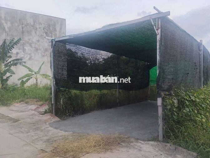 Đất hẻm thông gần trường học Đồng Đen