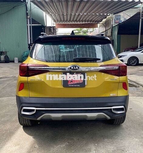 Kia Seltos 2020 Premium 1.4 Turbo,màu vàng,4v km