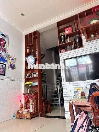 Bán nhà 1 trệt 1 lầu đường Hà Đặc. phường TMT. Q12