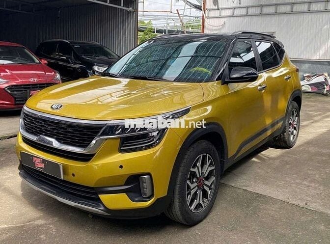 Kia Seltos 2020 Premium 1.4 Turbo,màu vàng,4v km