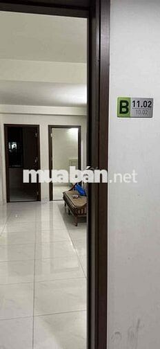 Căn hộ góc 74 m2 tầng cao 3 PN Green river Phạm thế Hiển Q8