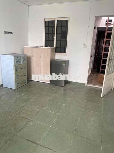 chdv phòng trọ quận 8 đầy đủ nội thất, hổ trợ cọc sinh viên