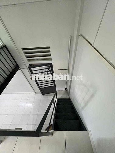 Nhà ở xã hội becamex hoà lợi chính chủ lầu 1