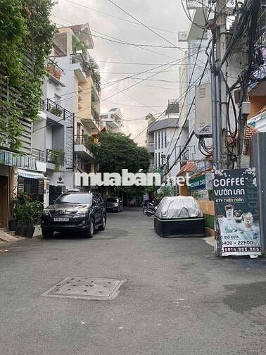 QUANG TRUNG NHÀ ĐẸP BTCT Ở NGAY GẦN EMART . GẦN CHỢ TRƯỜNG HỌC CÁC  CẤ