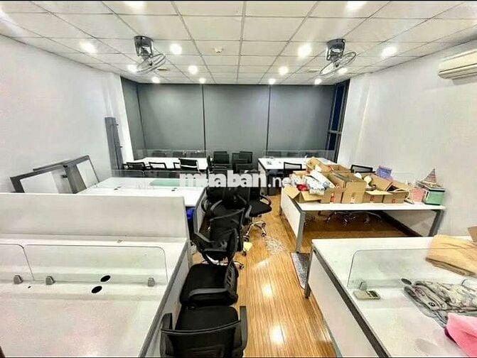 CHO THUÊ TÒA NHÀ 9B PHAN VĂN TRỊ NGAY NGÃ TƯ NGUYỄN OANH