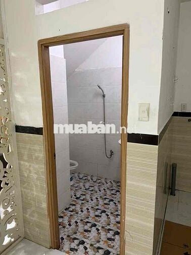 QUANG TRUNG NHÀ ĐẸP BTCT Ở NGAY GẦN EMART . GẦN CHỢ TRƯỜNG HỌC CÁC  CẤ