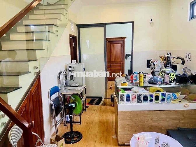 🏡 NHÀ LÔ GÓC 3 TẦNG – HẺM XE HƠI THÔNG – LINH TÂY - CHỈ 7.9 TỶ