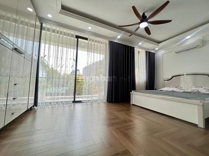 Giảm 2 tỷ Giá bán đất tặng BT Sân vườn 3 tầng 130m2 mt 6.5m - 1x tỷ