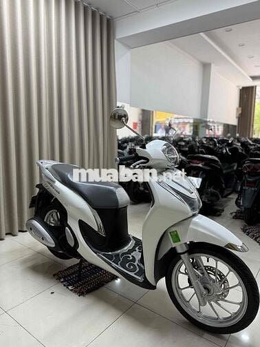 SH mode cuối 2023 cực chất cần sang nhượng