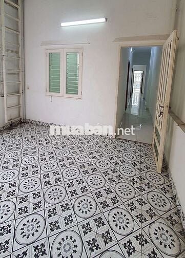 NHỈNH 7 TỶ, 92m2  TÂN PHÚ , 2 TẦNG SÁT MT