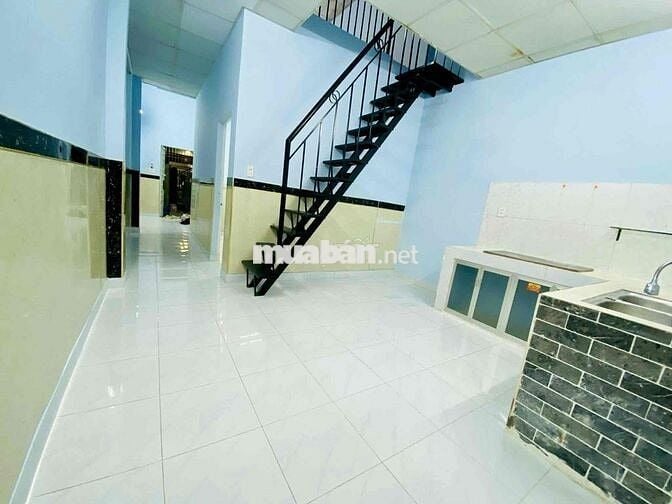 Cho Thuê Nhà Sạch Sẻ DT 4x20 1Trệt 1Lửng 2Pn 2Wc Sân Rộng Rải Ôtô