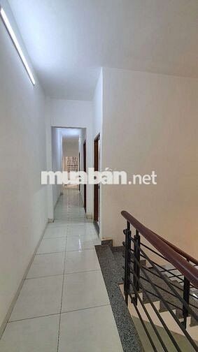 NHỈNH 7 TỶ, 92m2  TÂN PHÚ , 2 TẦNG SÁT MT