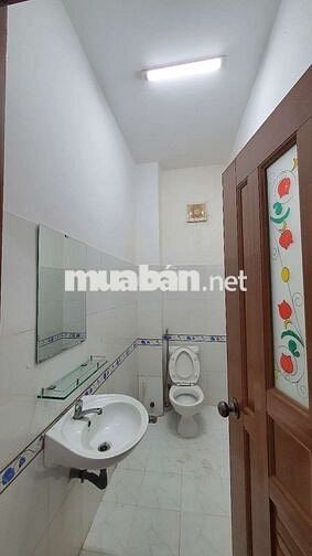 NHỈNH 7 TỶ, 92m2  TÂN PHÚ , 2 TẦNG SÁT MT