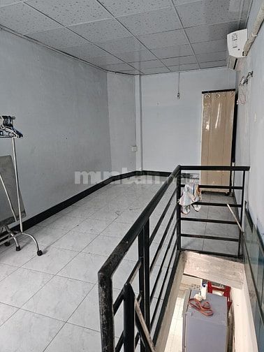 Cho thuê nhà nguyên căn điện nước chính giá 3 triệu 3