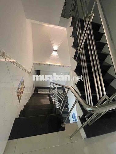 1/ Tỉnh Lộ 10-4Tầng-32m2-DTSD 102m2-Sổ Hồng Riêng