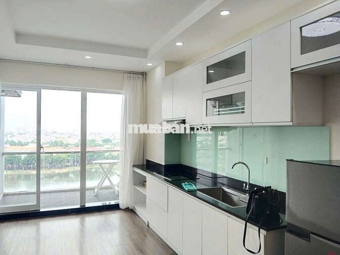Bán DIC Phoenix block C view hồ
_ Có 2pn, 1 wc nhà mới