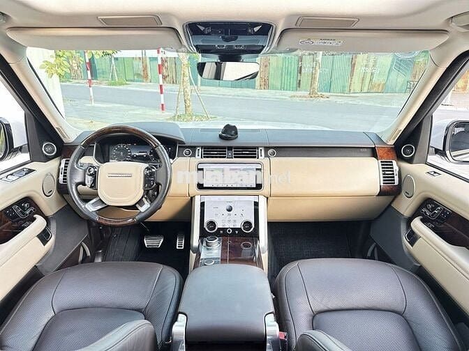 Range Rover Vogue LWB 2019
