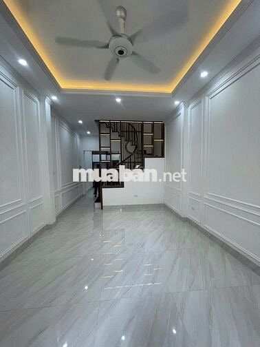 Tây Hồ 51m2 CHỈ 13,5 tỷ 6 tầng - Hàng hiếm trong phân khúc