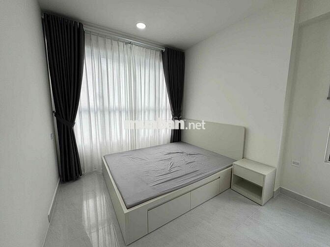 CHO THUÊ 2PN 13,5tr QUẬN 7 52M2 Sunrise Reverside