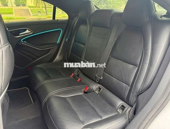 Mercedes Benz CLA250 4Matic 2016