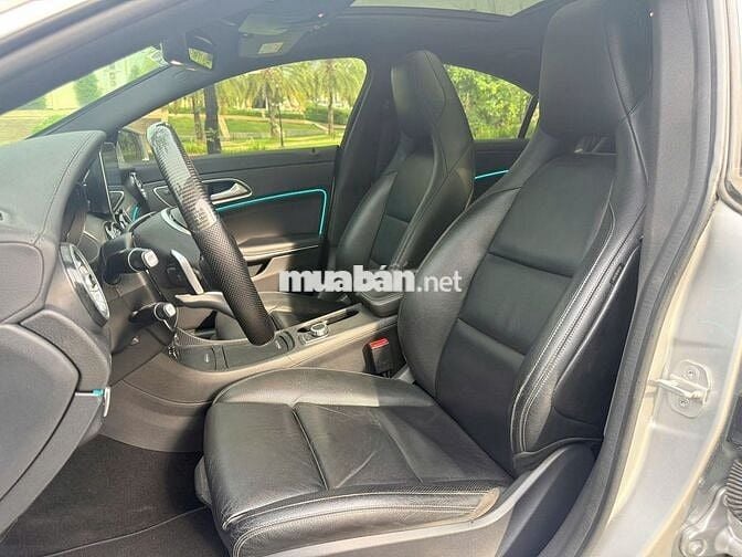 Mercedes Benz CLA250 4Matic 2016