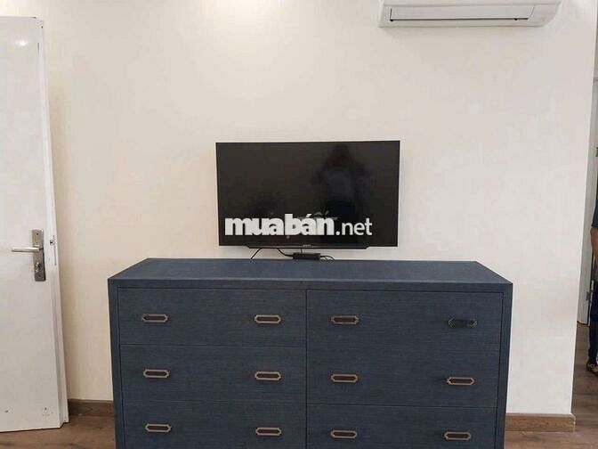 Bán DIC Phoenix block C view hồ
_ Có 2pn, 1 wc nhà mới