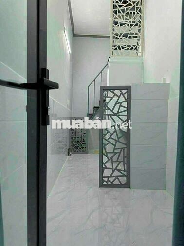 NGAY CHỢ BÌNH TÂY - NHÀ QUẬN 6 - HẺM 3 GÁC - 3 TẦNG - CHỈ 1  TỶ 350