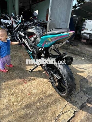 R15 v2 zin