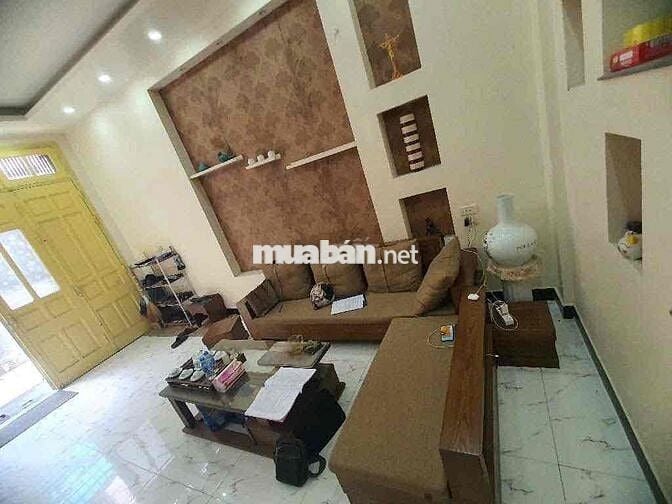 Bán Đất Đẹp Vuông Vắn Phố Ngọc Thuỵ,LB 55m Mặt tiền Hiếm 7M giá 6,x ty