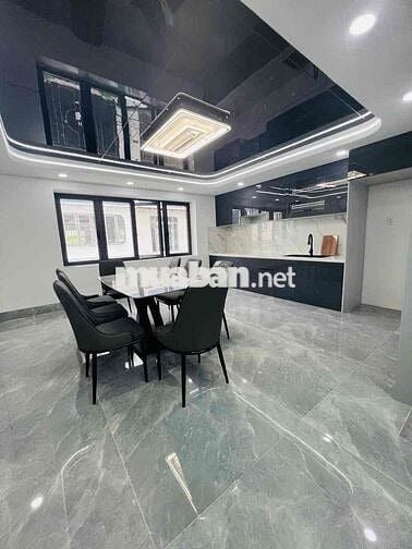 NHÌN LÀ GHIỀN- NGẮM LÀ THÍCH MÊ - NHÀ LÔ GÓC NỞ HẬU 5.6m - HẺM 6M