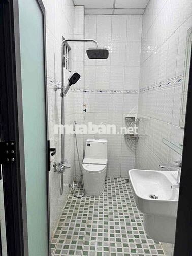Nhà 1 Trệt 1 Lầu - Mới Cứng Kiên Cố Mới Xây - P. Hố Nai