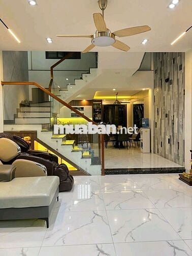 Bán nhà 3 tầng kiên cố mặt tiền đường lê văn thịnh (liên chiểu) 6ty9