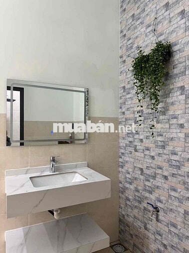 Nhà 1 Trệt 1 Lầu - Mới Cứng Kiên Cố Mới Xây - P. Hố Nai