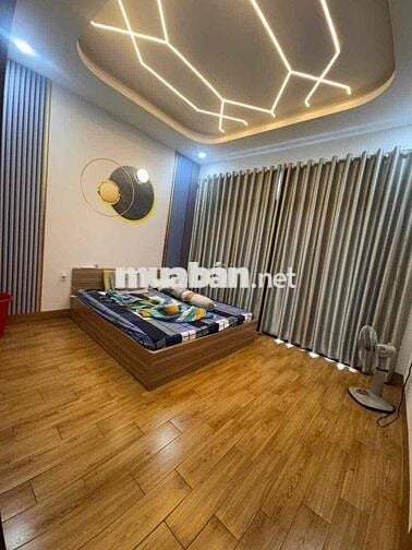 NHÀ 1 LỮNG 3 LẦU- HẺM 6M THÔNG