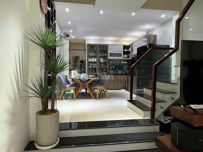 Chủ hạ giá bán căn nhà Bạch Đằng - Tân Bình - Giá ưu đãi chỉ 4 tỷ 390
