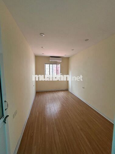 Bán NHÀ NGÕ 8 TÔN ĐỨC THẮNG 24M², 4 TẦNG - NGÕ THÔNG, GẦN PHỐ!