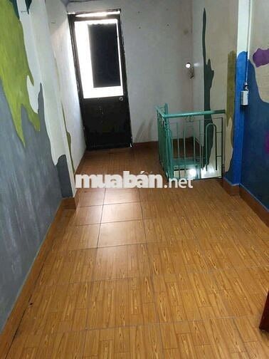 Nhà 2.5x8m lầu đúc 1pn 1wc. Hẻm Đs 14 p8 gv. Gần công viên Làng Hoa