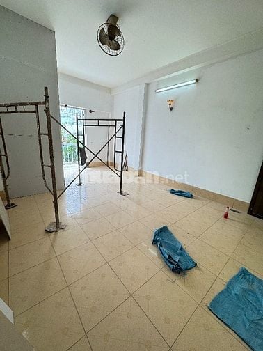 Sang hợp đồng căn hộ dịch vụ 7 phòng và 1 mặt bằng cao lỗ Q8