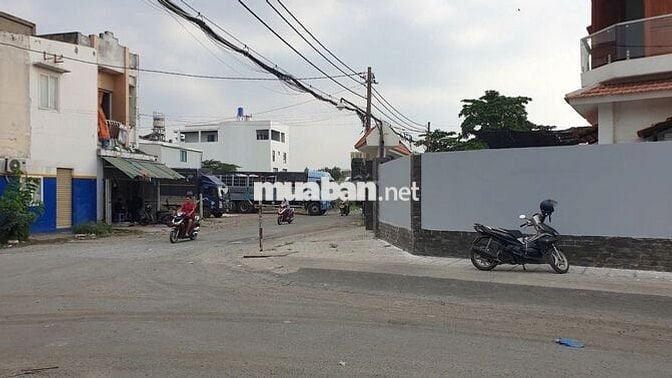 Cho thuê nhà 2 mặt tiền khu dân cư Hoàng Hải, Bà Điểm, Hóc Môn