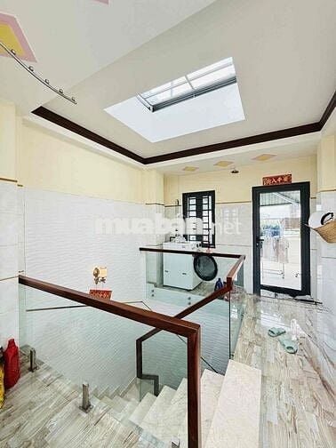 SIÊU PHẨM QUẬN 6 – HẺM XE HƠI, CÁCH 50M MẶT TIỀN PHAN VĂN KHỎE